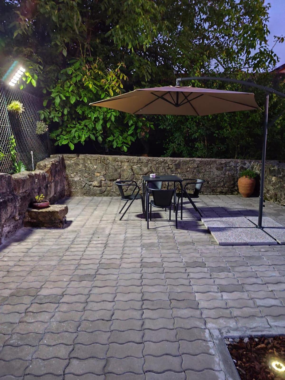 Porto Garden Yard Apartment Exterior photo